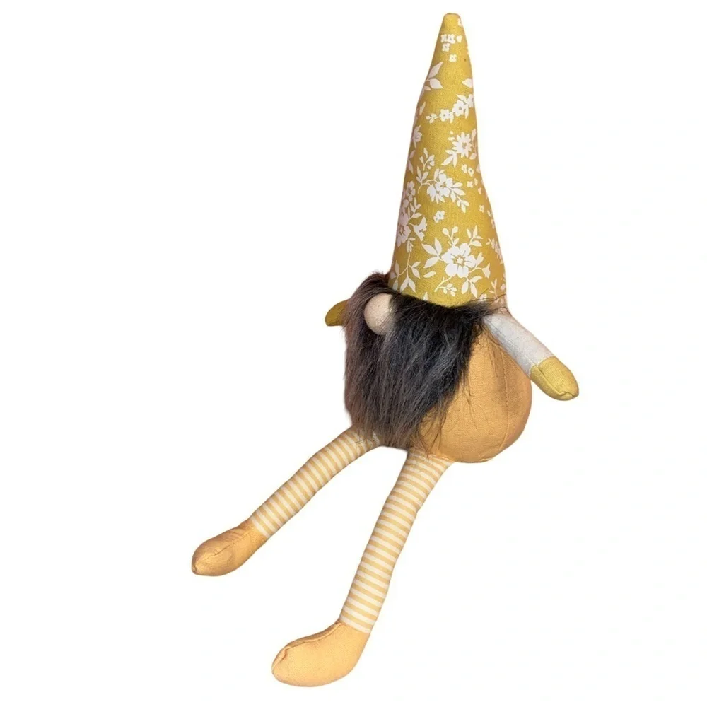 SPRING MINI GNOME Aldi Brand 11” Tall in Yellow, White and Gray
